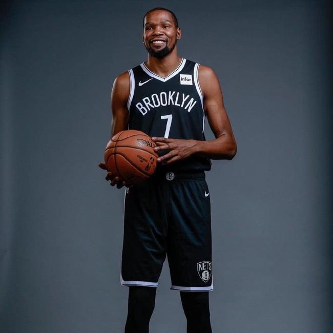 与亲民意味 与亲民意味