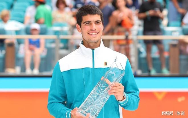 刻保持冷静 刻保持冷静